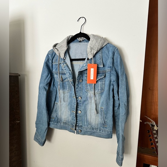 NWT Jean Jacket - Picture 1 of 5